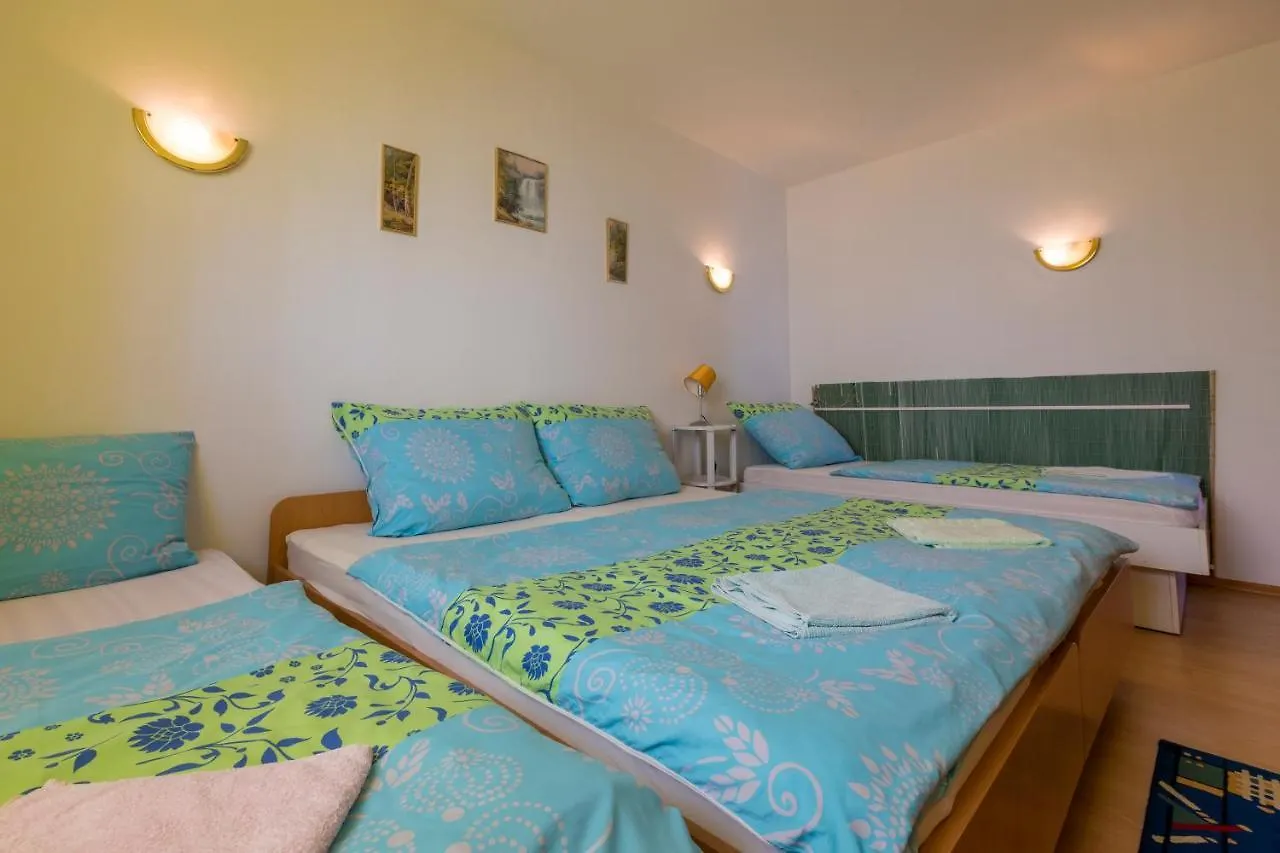 Apartment Apartmani Goga Dramalj