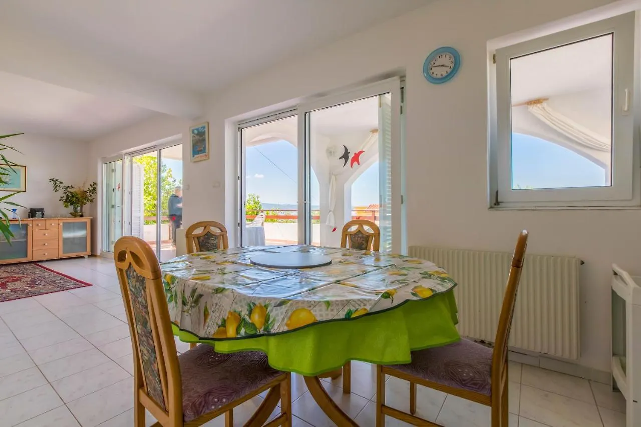Apartment Apartmani Goga Dramalj
